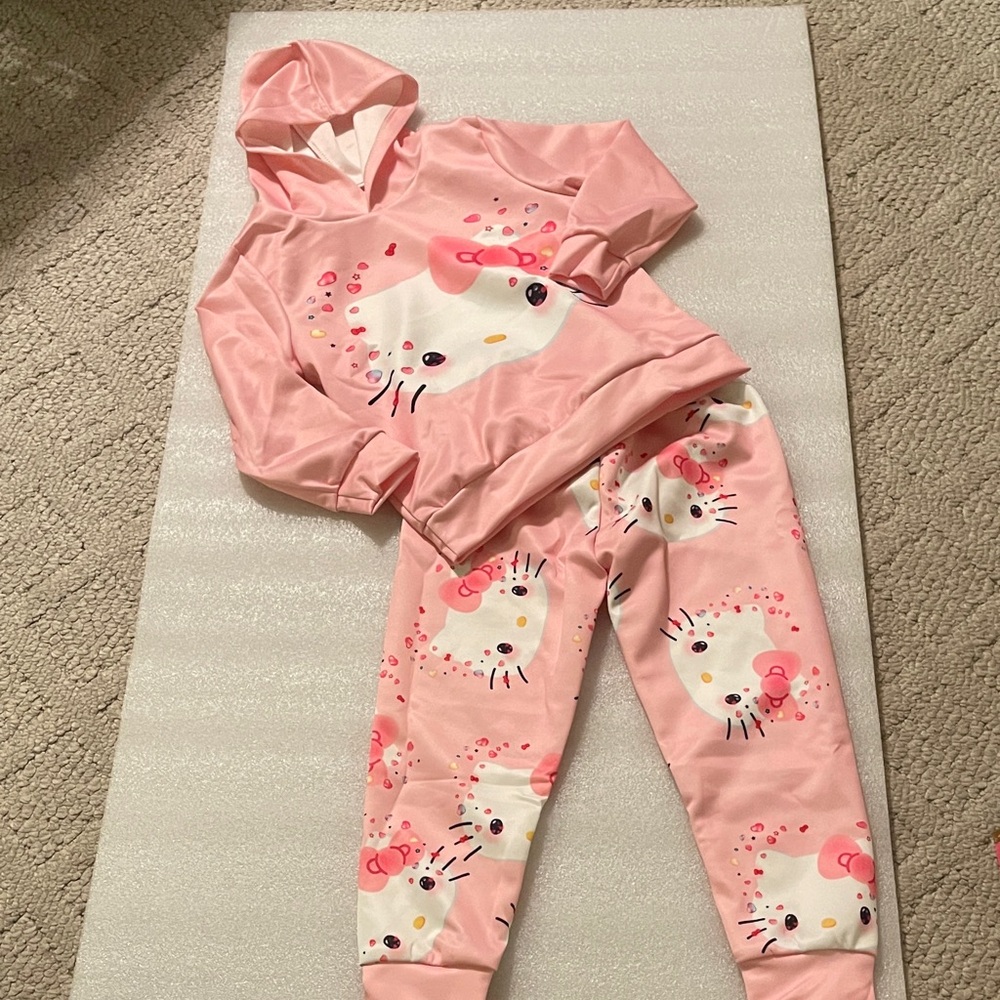 SANRIO HELLO KITTY HOODIE TOP AND PANTS NIP SZ 4-5 TODDLER